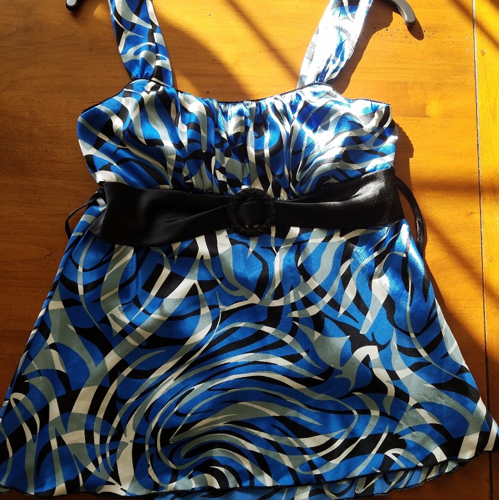 Sleeveless top